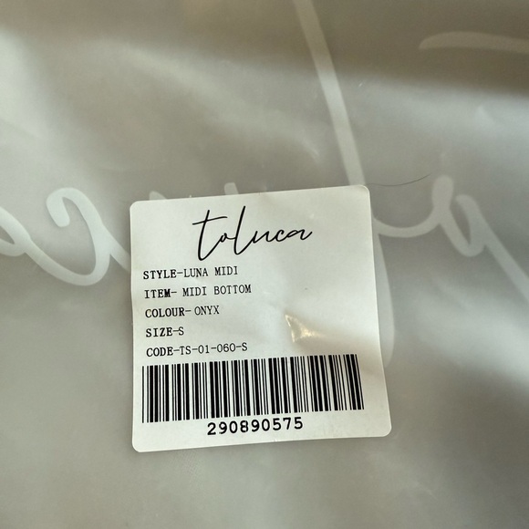 Black Ruffled Bikini Set - Picture 7 of 7